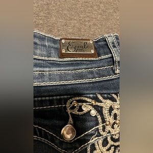 boot cut rhinestone jeans, little flared, very good condition, size 5